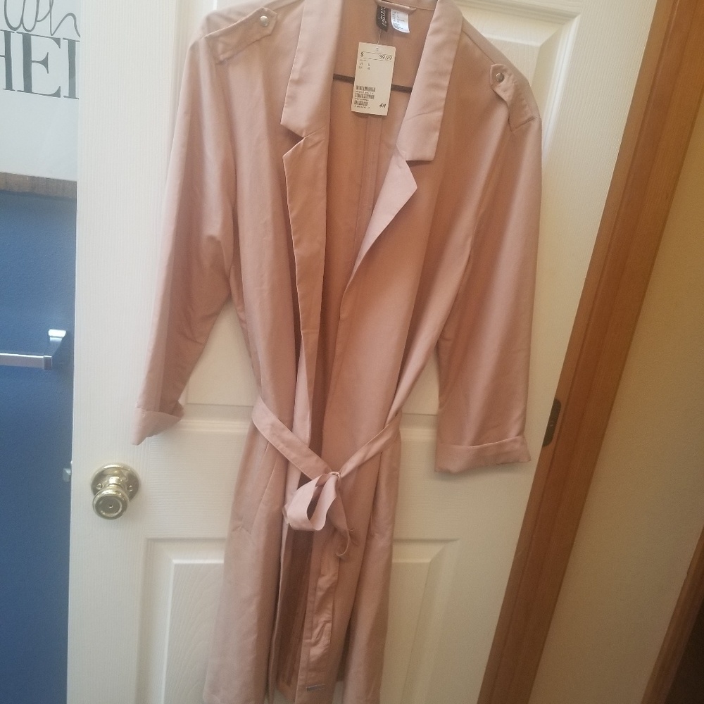 H&M Divided blush light trench coat jacket Large